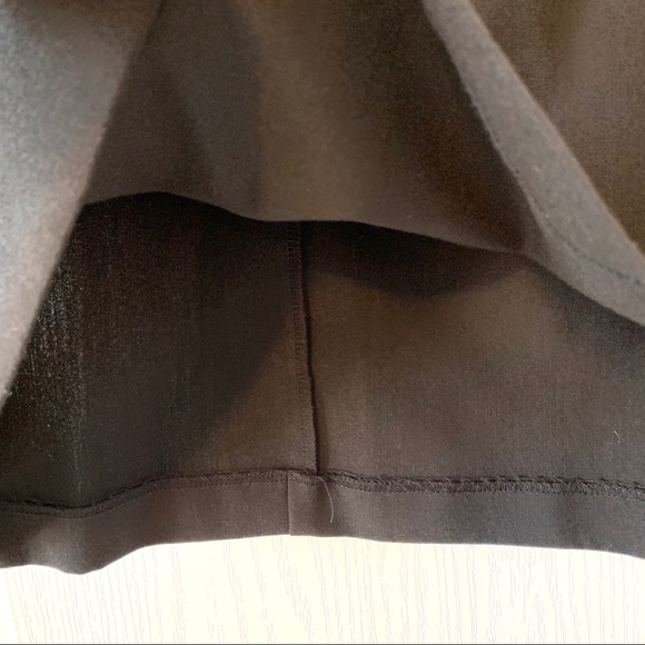 JW Petite Ruffled Hip Pencil Skirt—SZ. 6 Petite - Picture 7 of 12